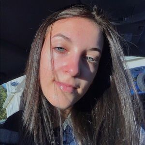 Meet your Posher, Ellie